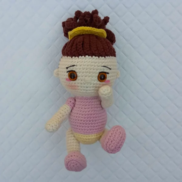 Boneca Amigurumi Bia (Mini Mim Criança)