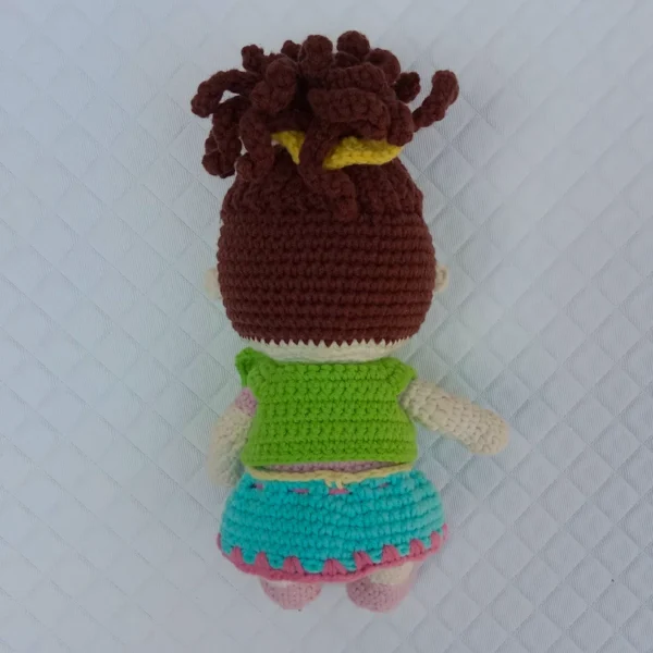 Boneca Amigurumi Bia (Mini Mim Criança)