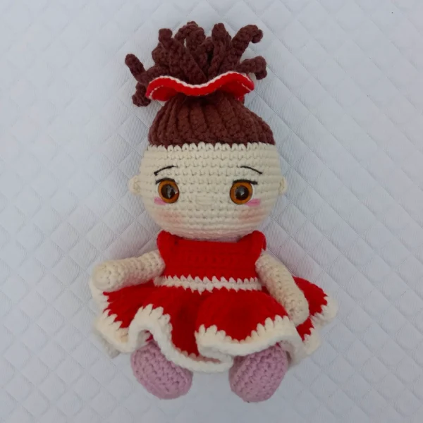 Boneca Amigurumi Bia (Mini Mim Criança)