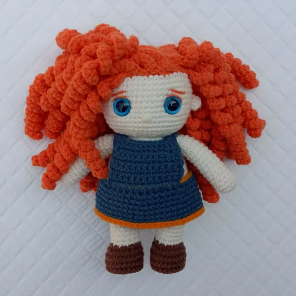 Boneca Amigurumi Merida (Mini Mim Criança)