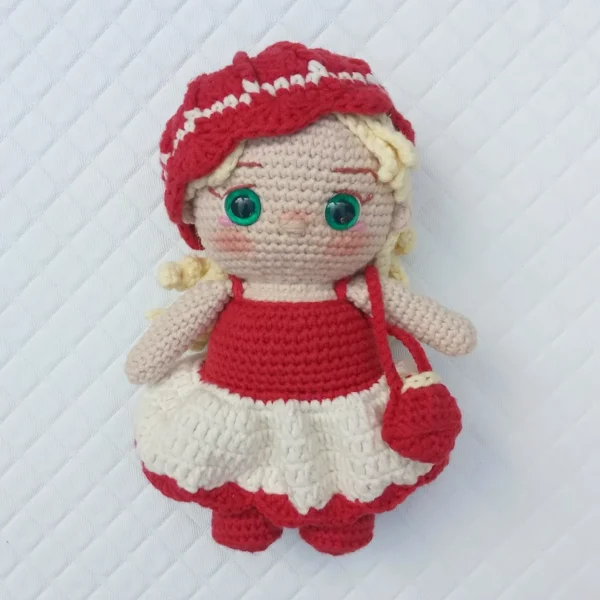 Boneca Amigurumi Moranguinho (Mini Mim Criança)