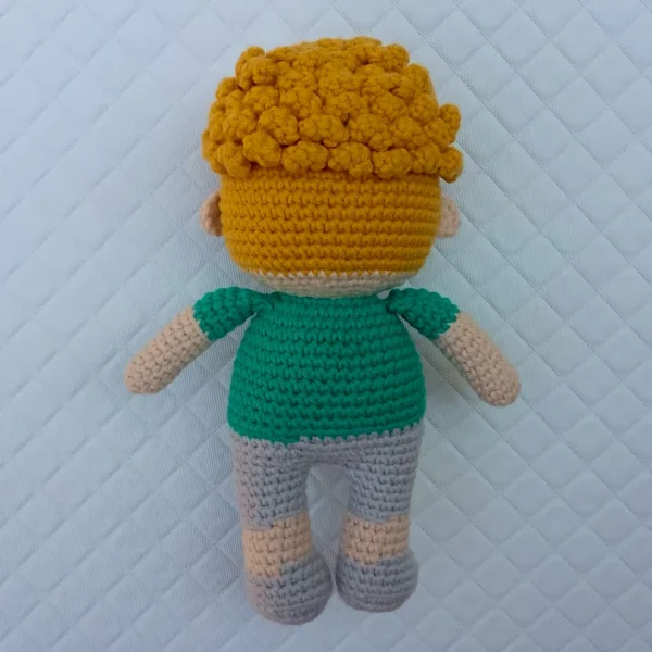 Boneco Amigurumi Dani (Mini Mim Criança)